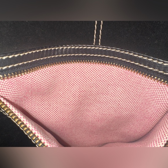 Gorgeous Black Vintage Suede Dooney & Burke - Picture 6 of 9